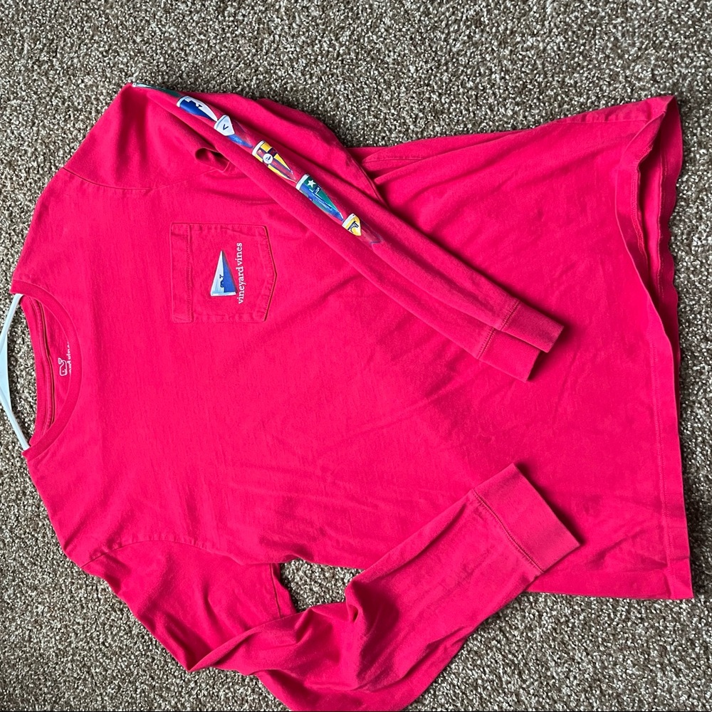 Mens small red Vineyard Vines pocket sailors tee